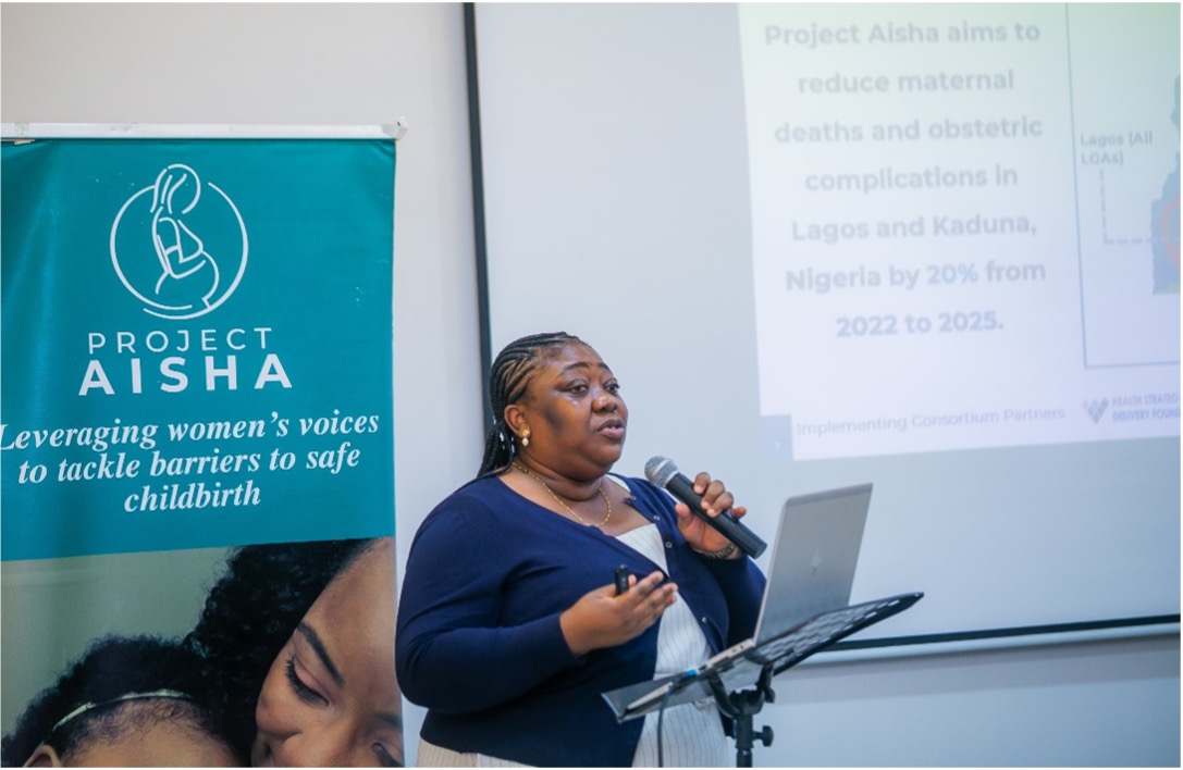 Dr Sunmbo from HSDF presenting the Project’s impact, and learnings.